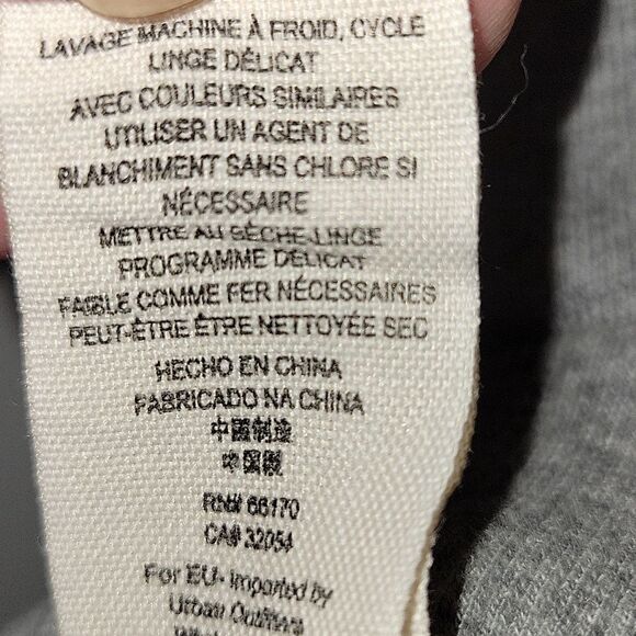 Free People French Terry Off the Shoulder Stadium Sweatshirt XS Grey 100 Cotton - Picture 7 of 8